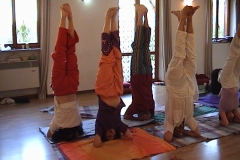 Sirshasana3